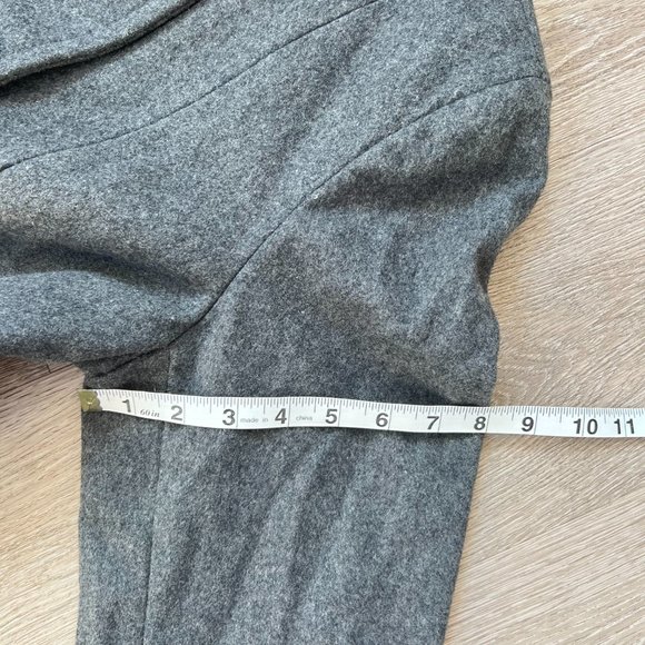 Kenneth Cole Gray Wool Blend Pea Coat, Size 14, Fully Lined - Picture 11 of 11